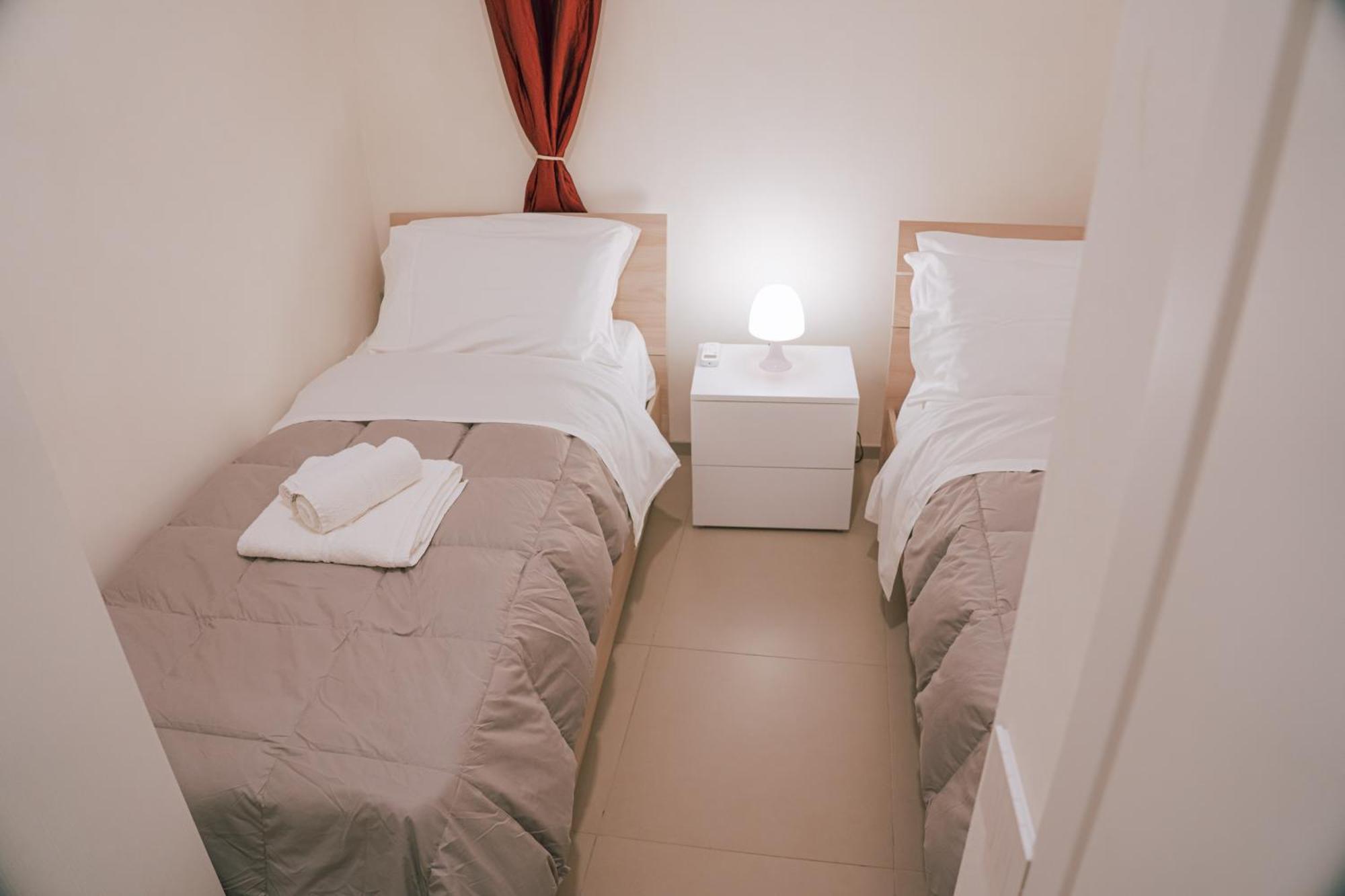 La Lanterna Apartment *